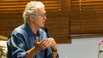The New Copernican Revolution: Fritjof Capra on the Shift to 'The Systems View of Life'