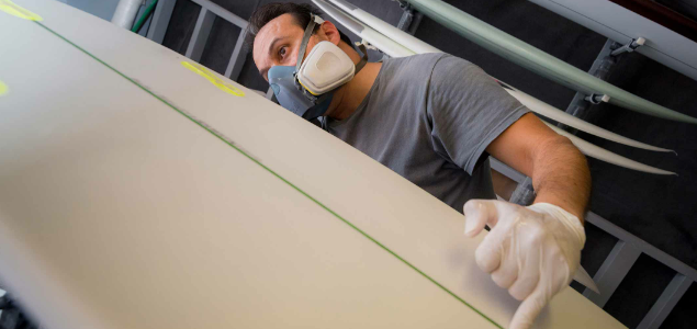 UCSD Undergrads Create First Algae-Based Sustainable Surfboard