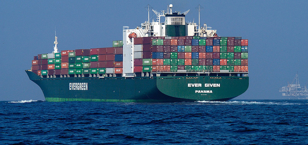 Global Shipping CO2 Emissions Dropping Each Year, 8% Between 2012 and 2013