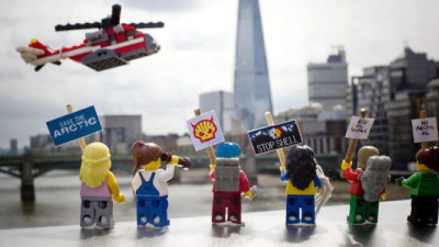 LEGO Ends 50-Year Partnership with Shell After 6M People Campaign to Save the Arctic