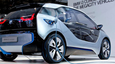 GM, BMW Complete Successful Testing on DC Fast Charge Stations