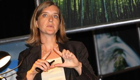 How Brands Communicate