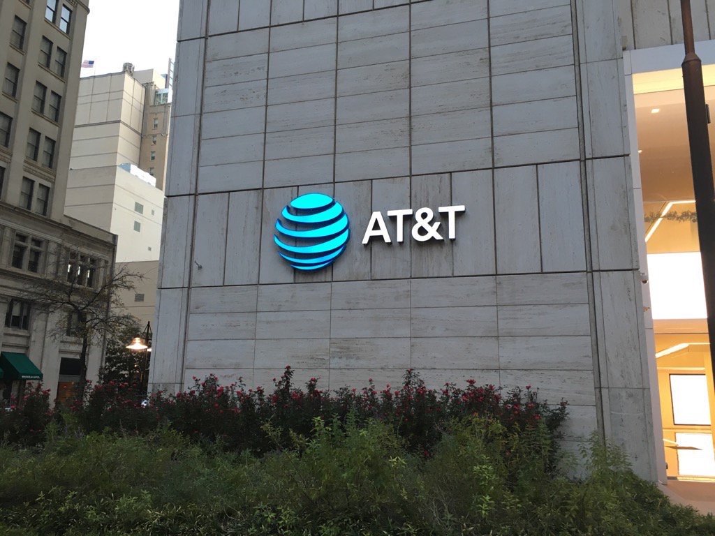 AT&T Announces One of the Largest Corporate Renewable Energy Purchases; Signs on to Corporate Renewable Energy Buyers’ Principles