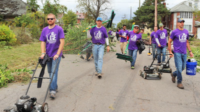 BASF volunteers tackle blight to revitalize Detroit neighborhood