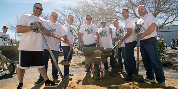 Carlson Rezidor Leaders Give Back