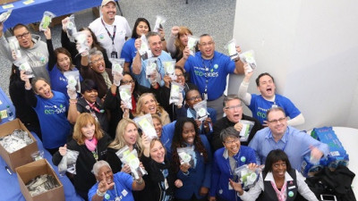 United Airlines and Clean the World Partner to Assemble Hygiene Kits For Hub-Based Charities