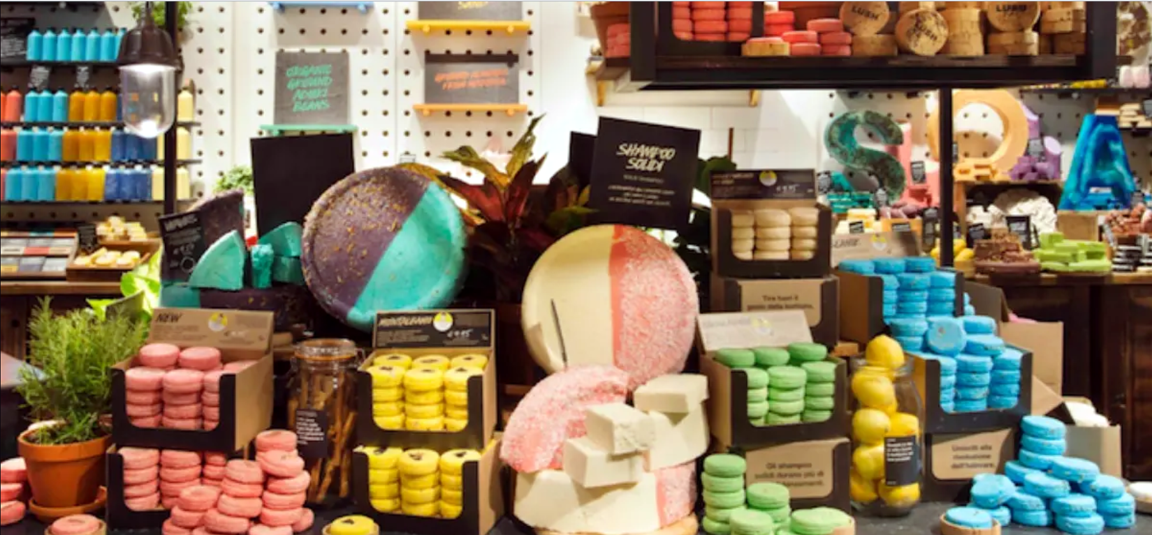 Trending: Lush, M&S, Nestlé Accelerate Plastic-Free Strategies