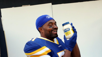 Mayo x Mayo: Hellmann’s, Jerod Mayo Team Up During the Big Game to Tackle Food Waste