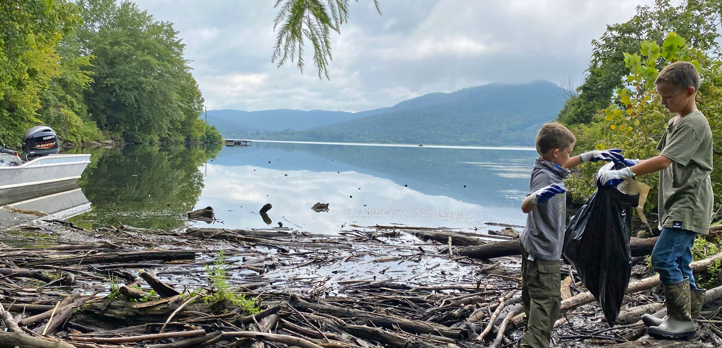 The Tennessee River’s Biggest Fan Is a 14-Year-Old Boy Passionate About Conservation