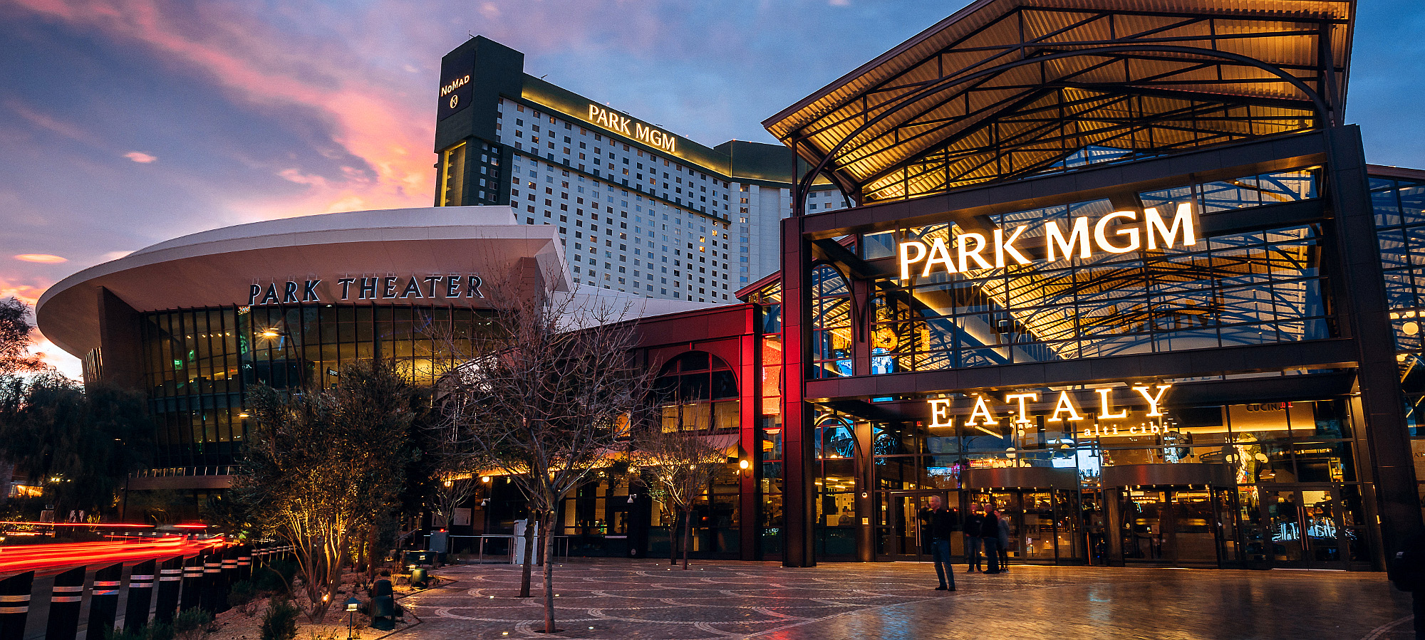 COVID, Customers Lead MGM to Open First Smoke-Free Las Vegas Strip Resort