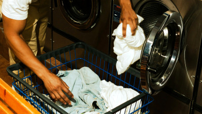Study: Conflicting Motivations Prevent Us from Washing More Sustainably